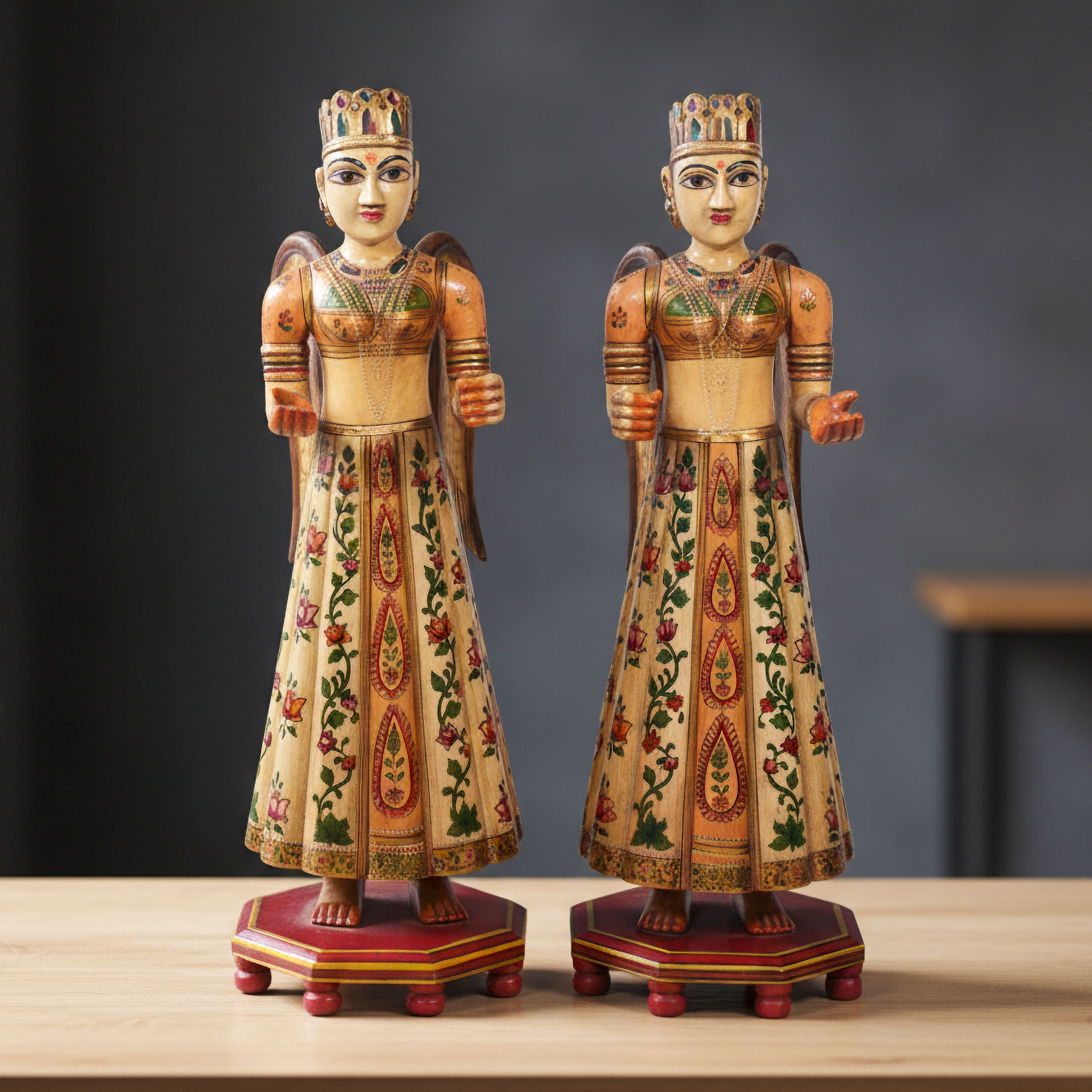 HAND PAINTED GANGAUR WOMEN FIGURINE PAIR