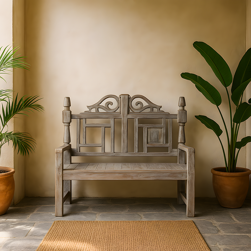 BLEACHED WOODEN BENCH